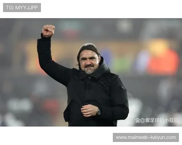 利兹联法尔克承诺以后不再慢跑询问裁判 表示会反省自己的行为